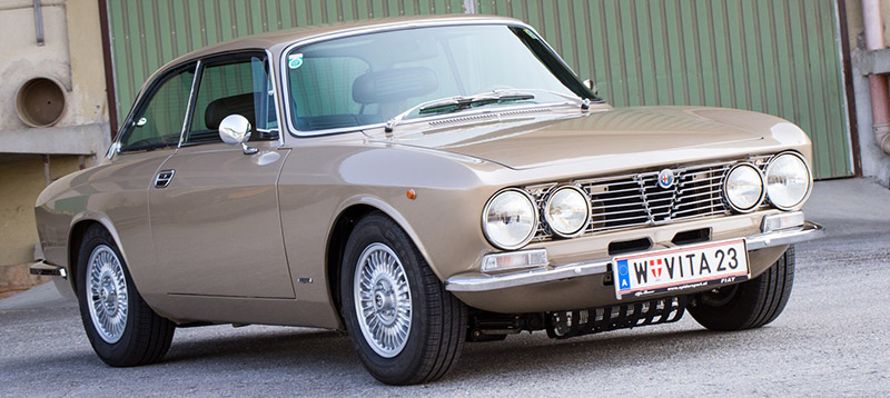 Gebrauchtwagenmarkt: Alfa Romeo 2000 GTV Bertone zum Verkauf