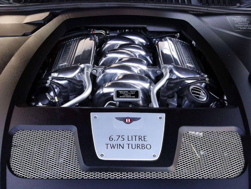 Der 6¾ Liter V8 Motor im Bentley Brooklands.