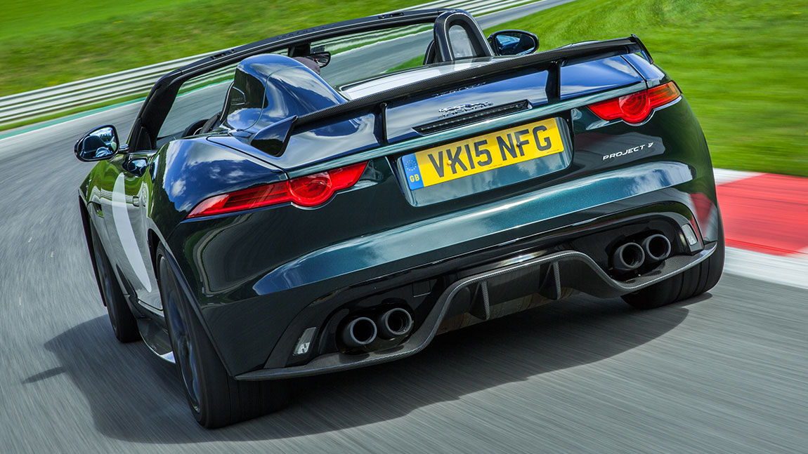 https://autorevue.at/files/uploads/2015/08/Jaguar-F-Type-Project-7-Diffusor.jpg