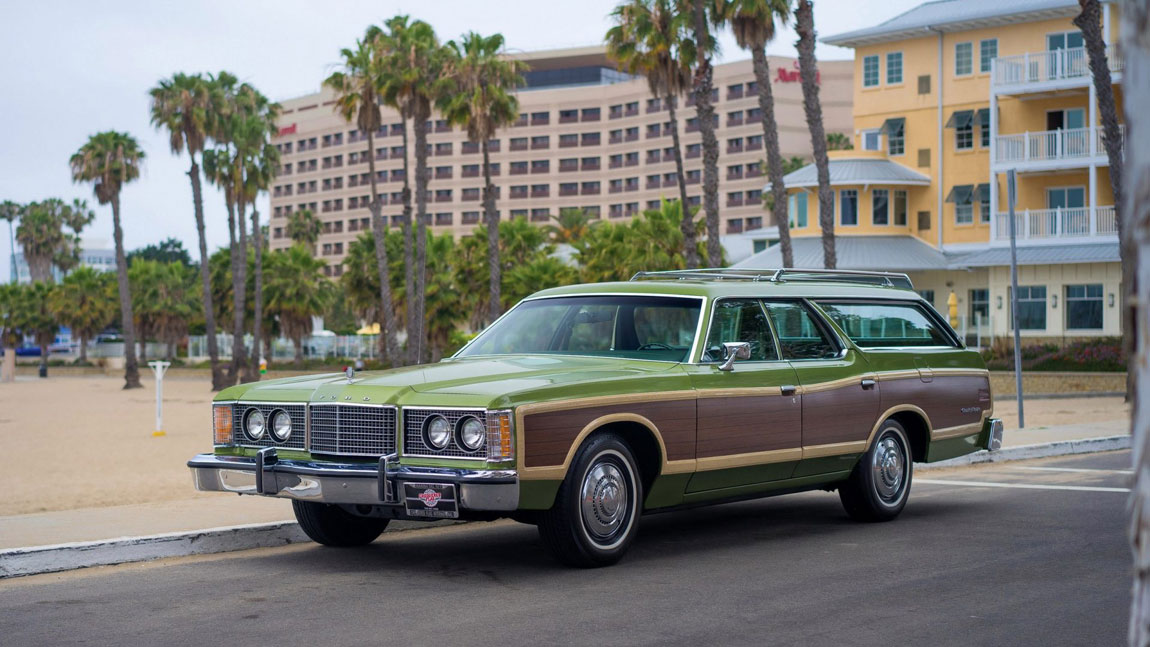 1974-Ford-LTD-Country-Squire.jpg