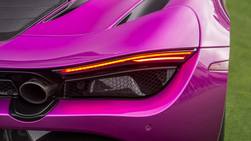 Flotte in Fuchsia: McLaren 720S und Rolls-Royce Dawn tragen Pink
