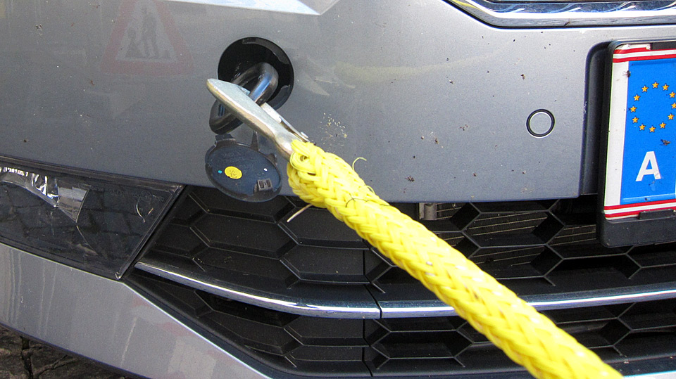 Kühles Auto für unter 2 Euro: Dieses Billig-Gadget schützt Sie vor Hitze -  EFAHRER.com