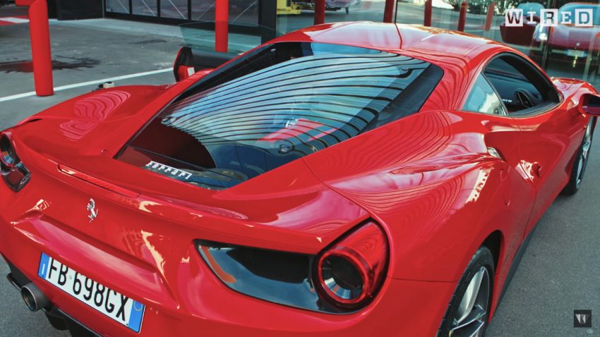 Handarbeit trifft High Tech: Ein Blick hinter die Kulissen des Ferrari-Werks in Maranello