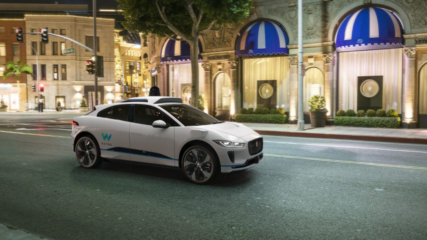 Waymo baut 20.000 Jaguar I-PACE zu selbstfahrenden Taxis um - Tests starten bereits 2018