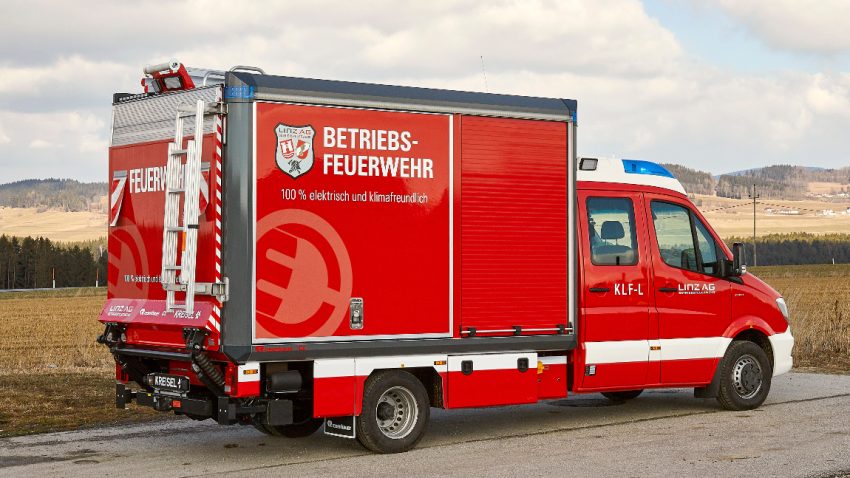 Erstes Elektro-Feuerwehrauto Europas kommt in Linz zum Einsatz
