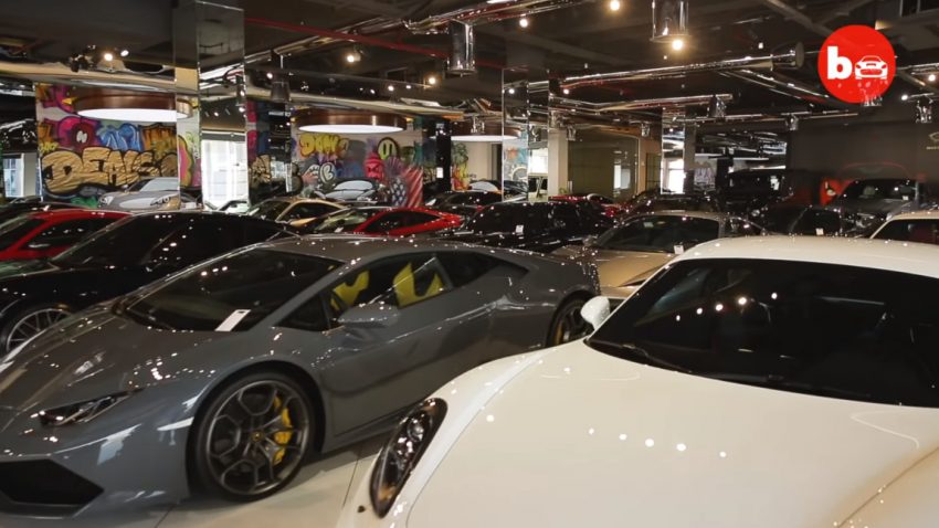 Dieses Dubaier Autohaus beherbergt Supercars im Wert von 40 Millionen Euro