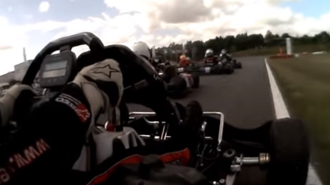 Wie der 12-jährige Max Verstappen die Konkurrenz im Kart-Rennen erniedrigt