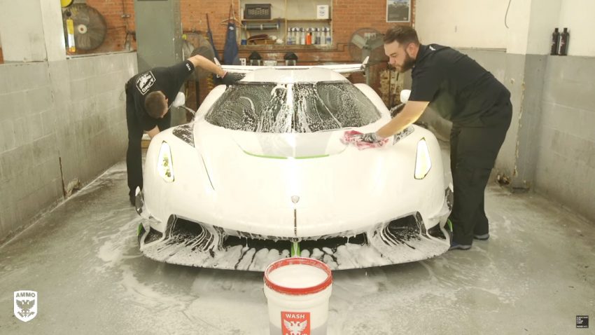 34 Schichten Lack: So reinigt ein Detailing-Profi den Koenigsegg Jesko