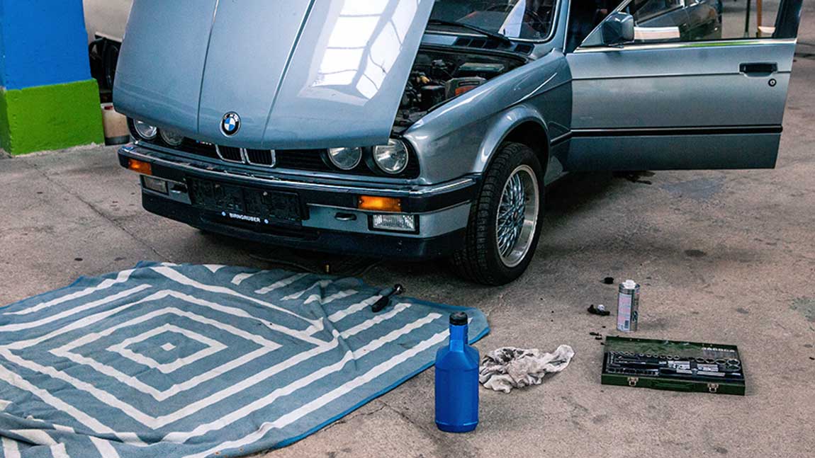 So können Sie die Türdichtungen an Ihrem Auto selbst reparieren