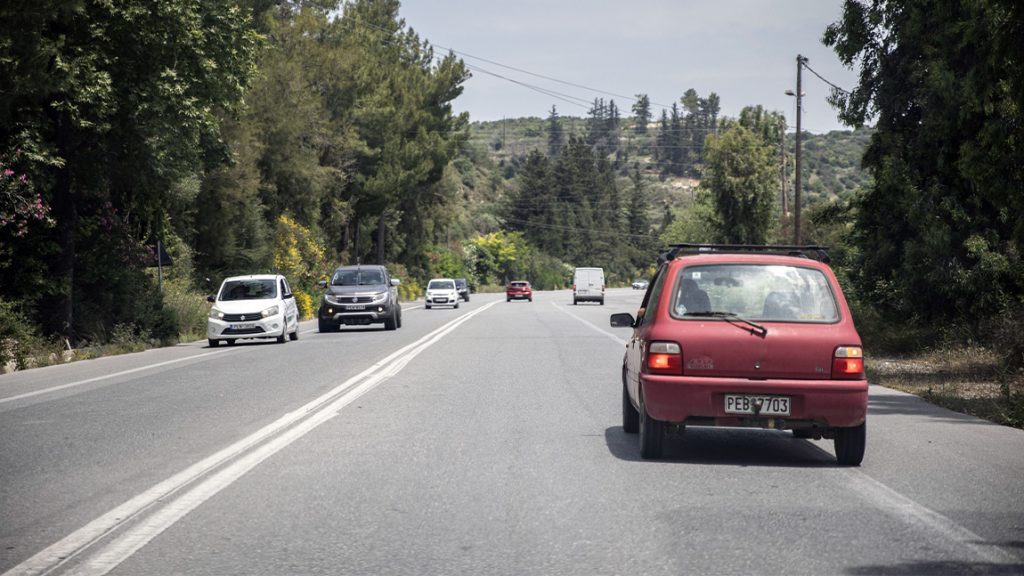 Autofahren in Griechenland: Maut, Promillegrenze, Tempolimits & mehr